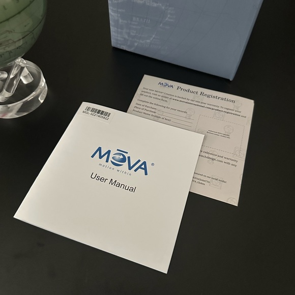 MOVA ANTIQUE TERRESTRIAL GREEN GLOBE - Picture 6 of 8